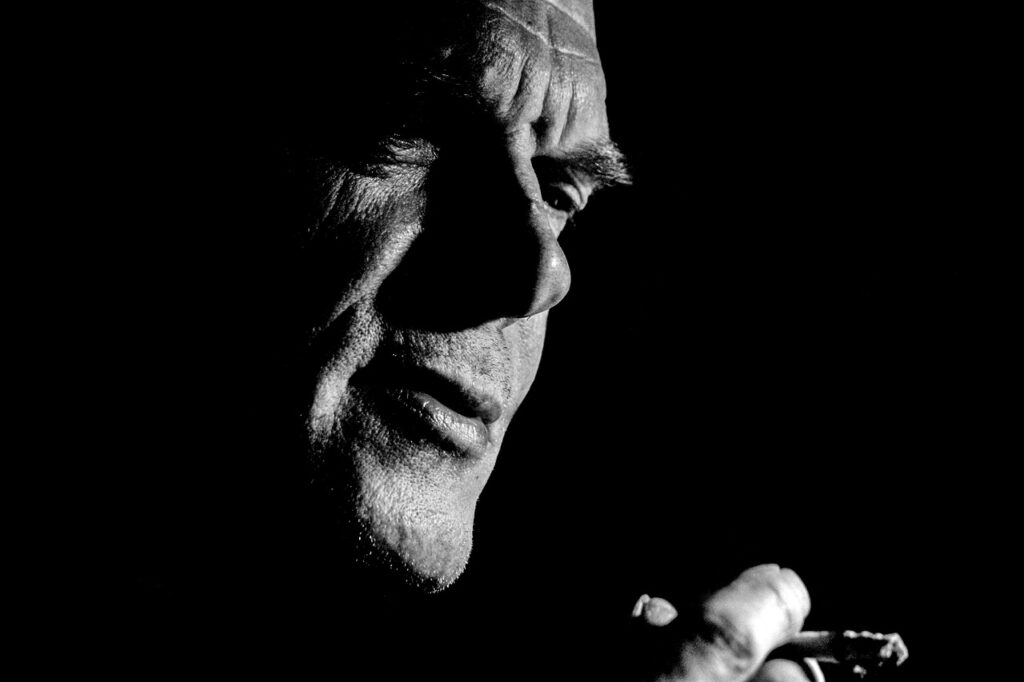 ワキガに関する人間関係の悩みをどう相談すれば良い？